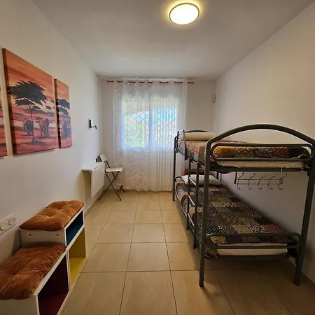 Con Patio Privado, Piscina Comunitaria Y Parking En Miami Playa - Es-9-169 Апартаменты