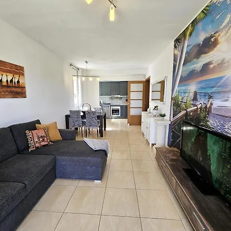 Con Patio Privado, Piscina Comunitaria Y Parking En Miami Playa - Es-9-169 Apartment Les Planes del Rei