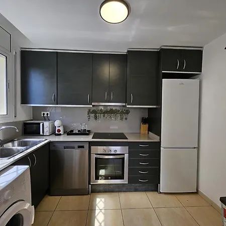 Con Patio Privado, Piscina Comunitaria Y Parking En Miami Playa - Es-9-169 Апартаменты *